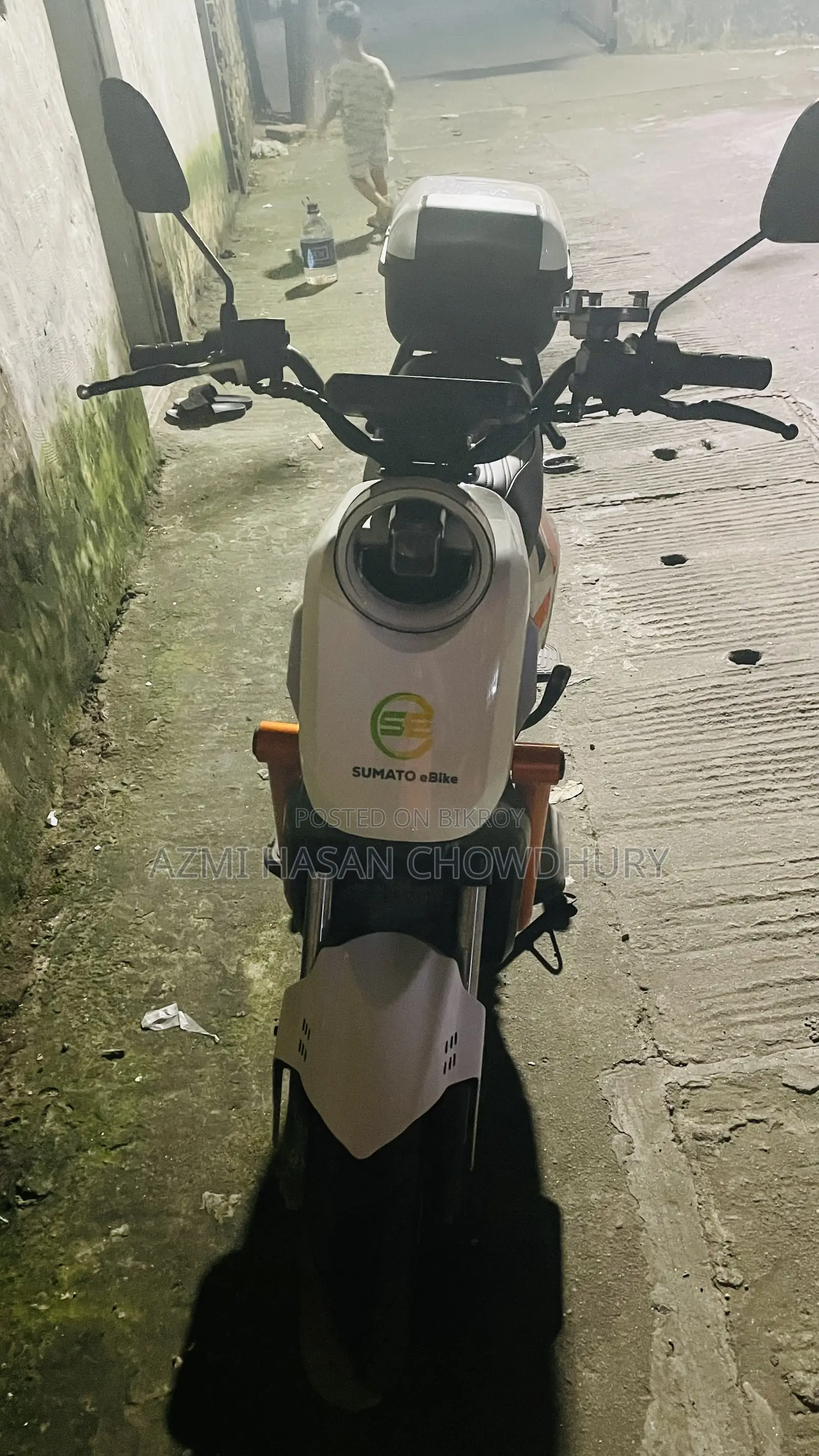 মোটরসাইকেল ২০২৬ সাদা