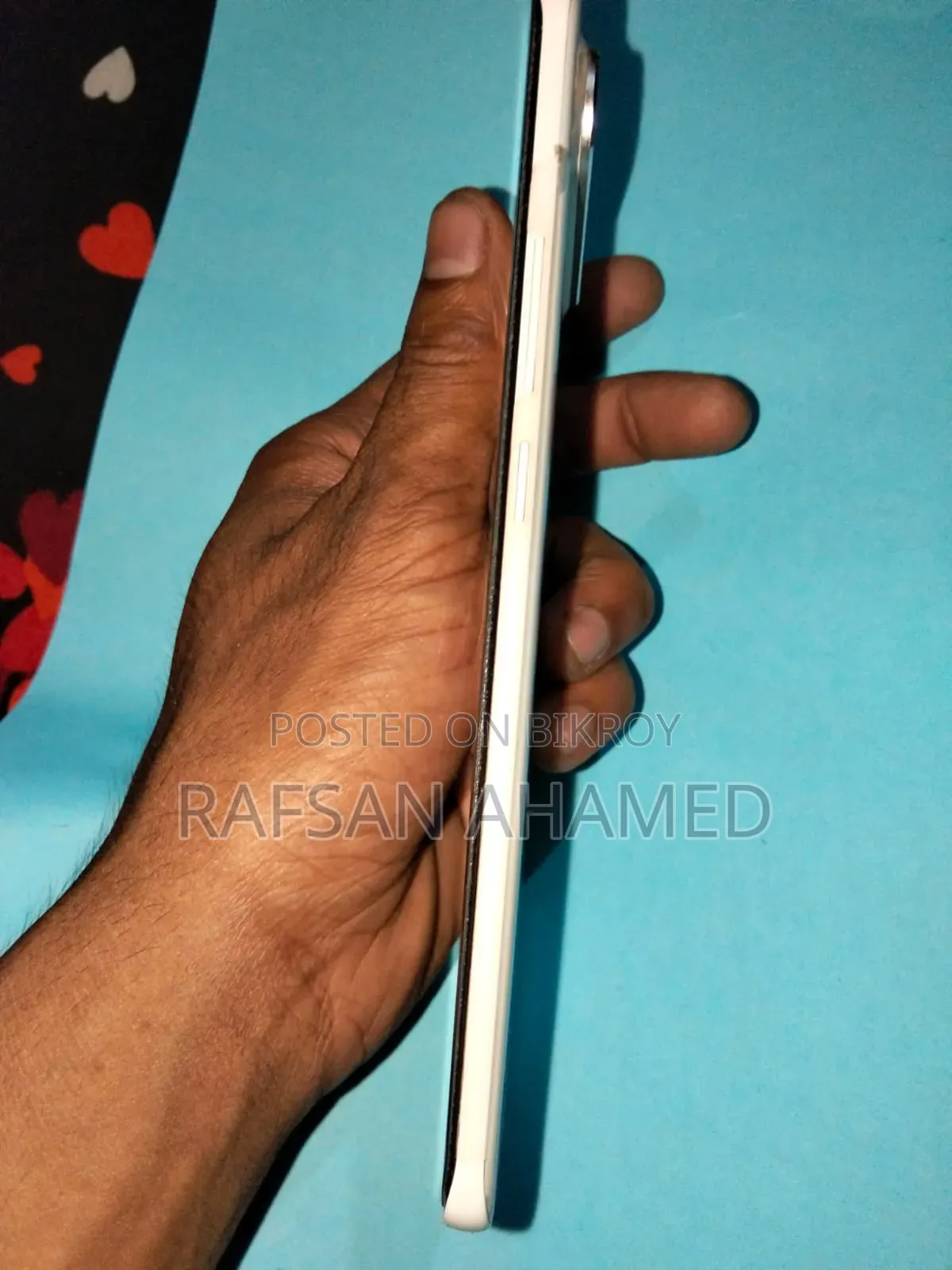 টেকনো পোভা স্লিম ৫জি ২৫৬ জিবি সাদা