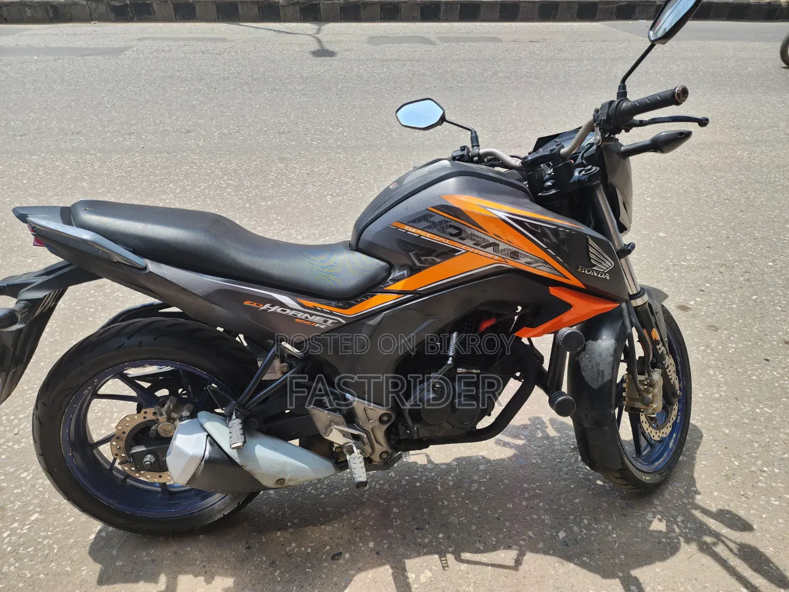 Honda Hornet 2019 Gray