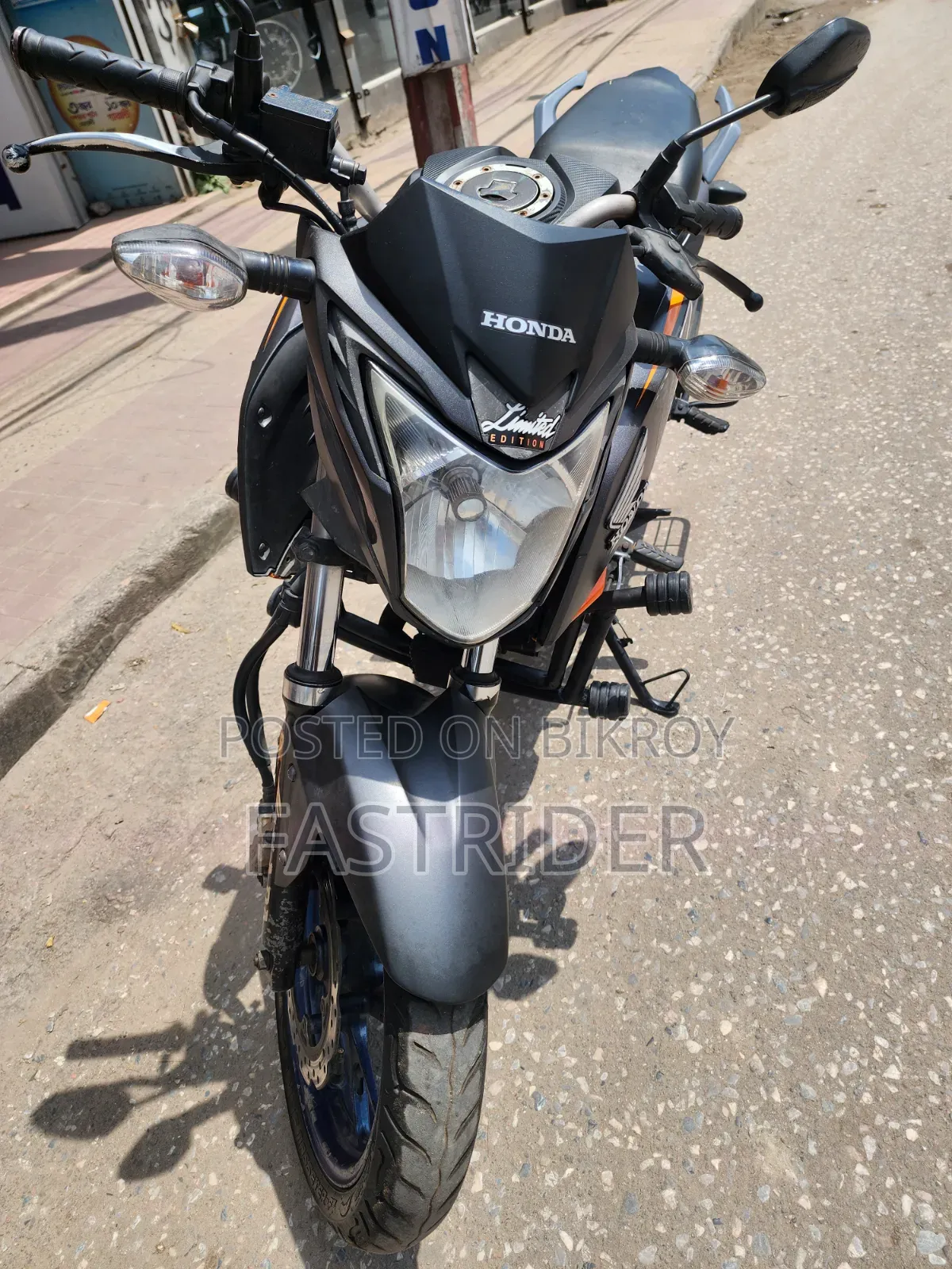 Honda Hornet 2019 Gray