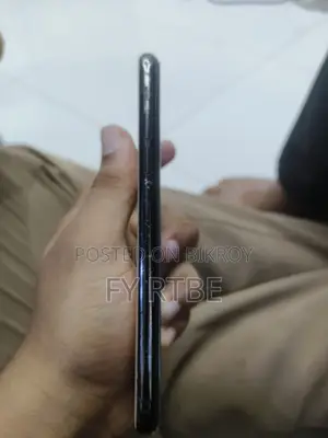 অ্যাপল আইফোন এক্সএস ৬৪ জিবি গোল্ড