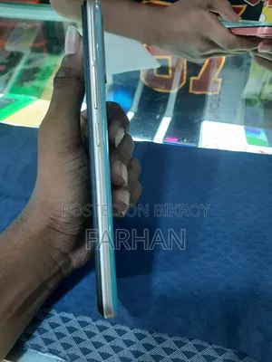 ভিভো ওয়াই১৯ ১২৮ জিবি ব্লু