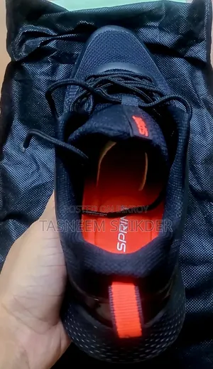 Apex Sprint Shoe