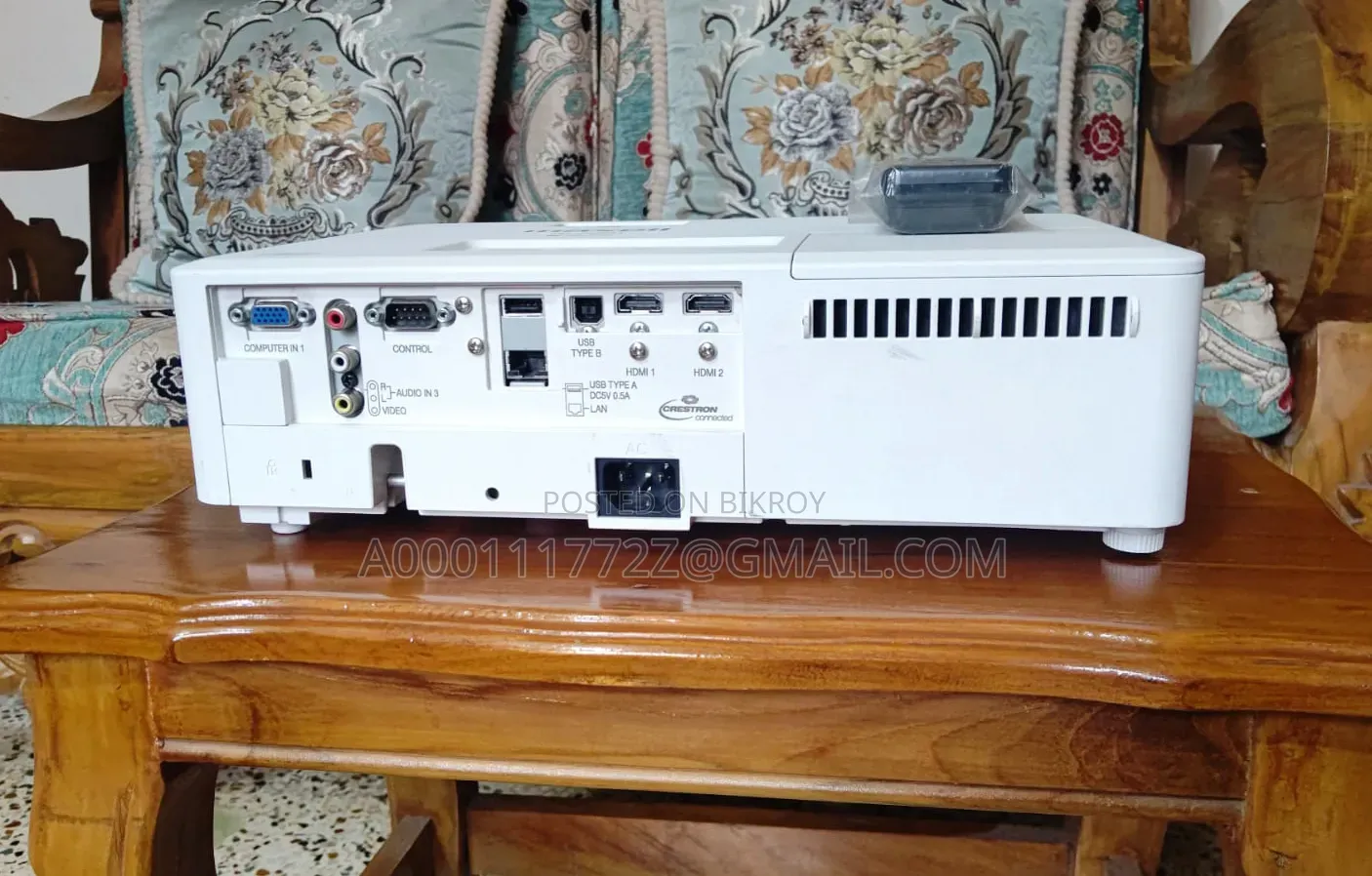 Maxell MC-EX3051 Projector
