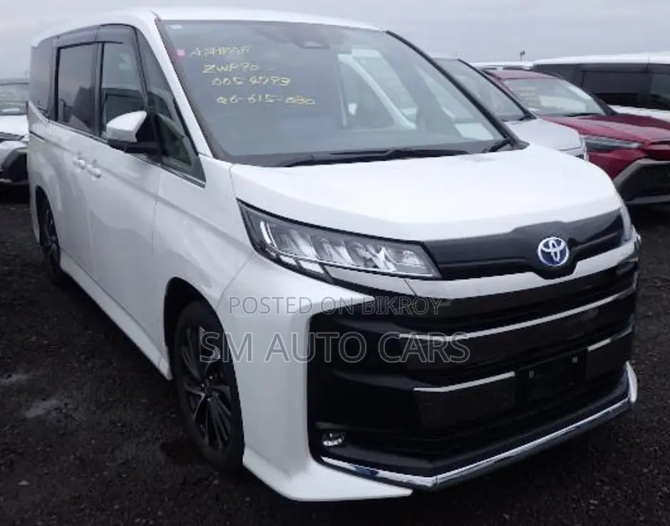 Toyota Noah 2022 Pearl