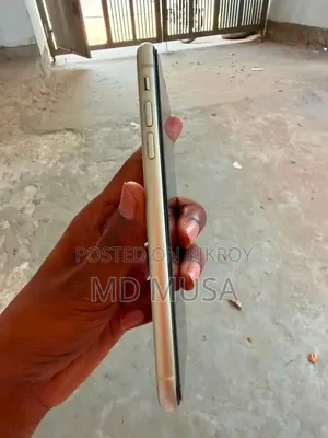 Apple iPhone 11 128 GB White