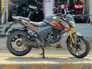 Honda Hornet 2.0 2025 Black