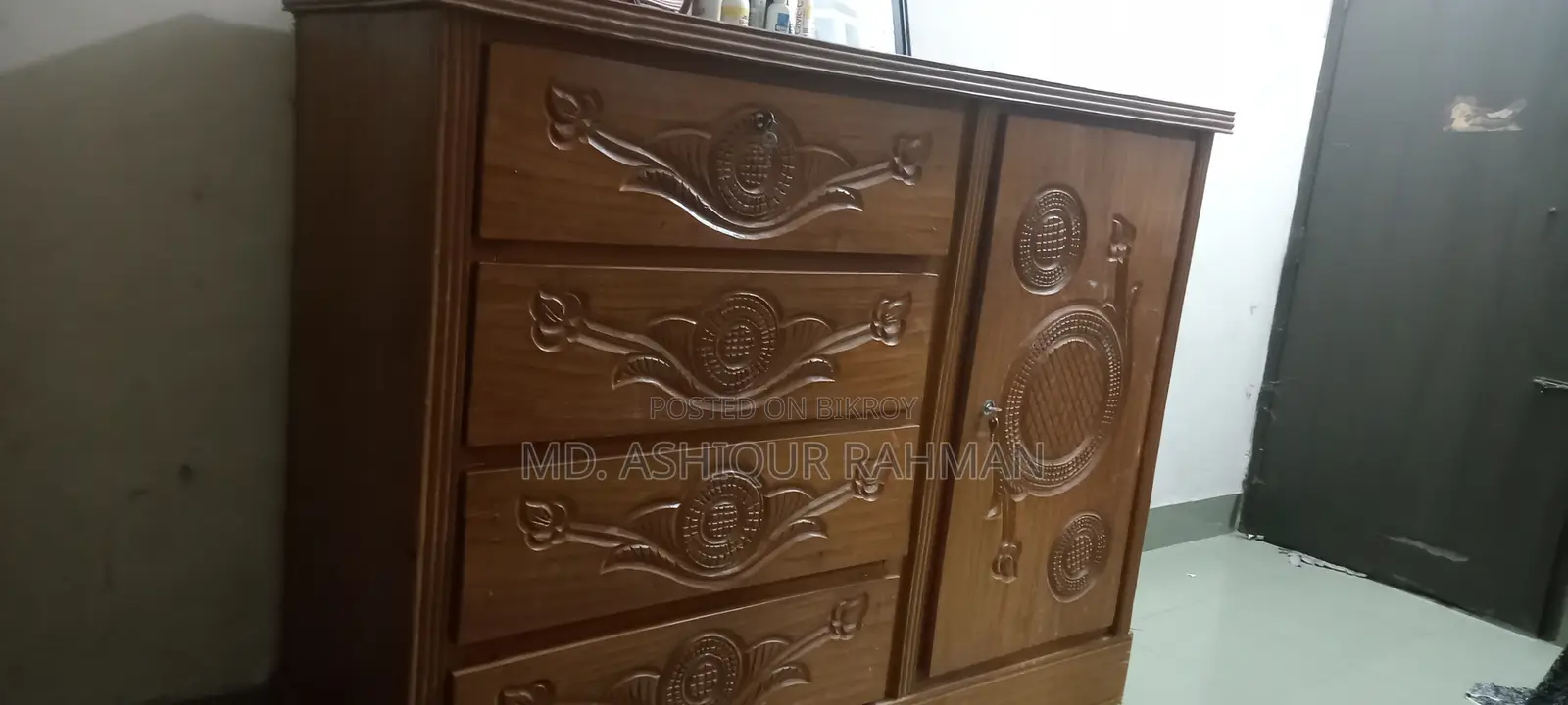 Used Wardrobe