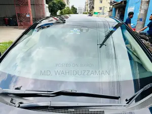 হোন্ডা গ্রেস ১.৫ হাইব্রিড এফডব্লিউডি ২০১৪ কালো