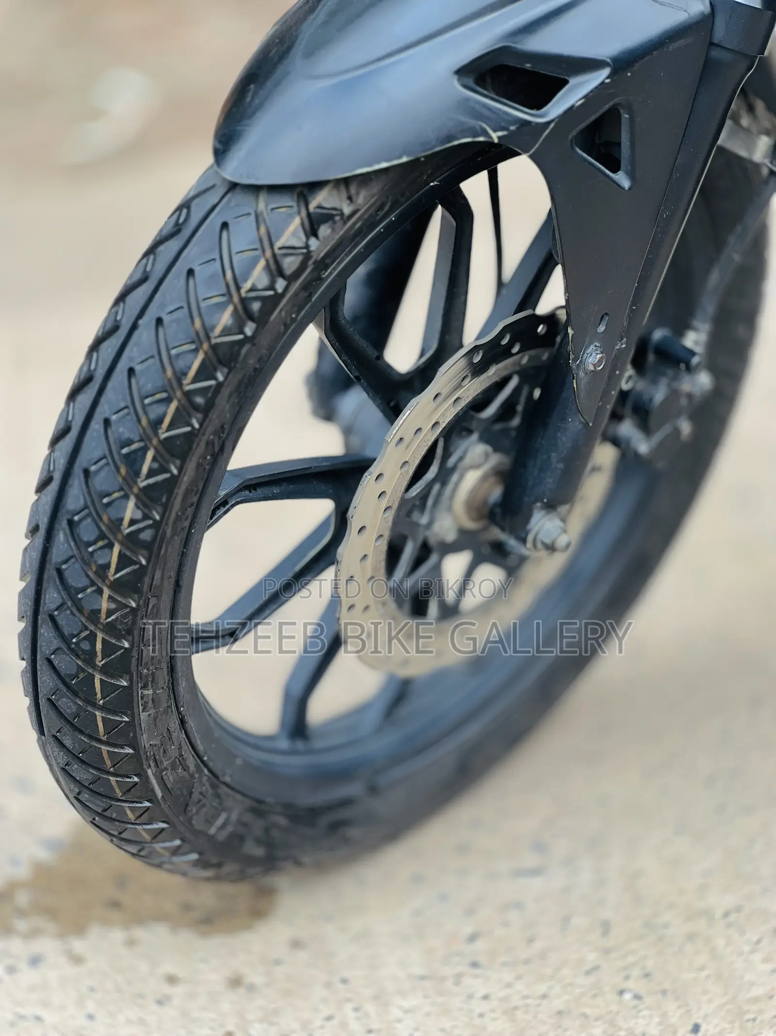Runner XTREET 150 2021 Black