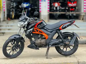 Runner XTREET 150 2021 Black