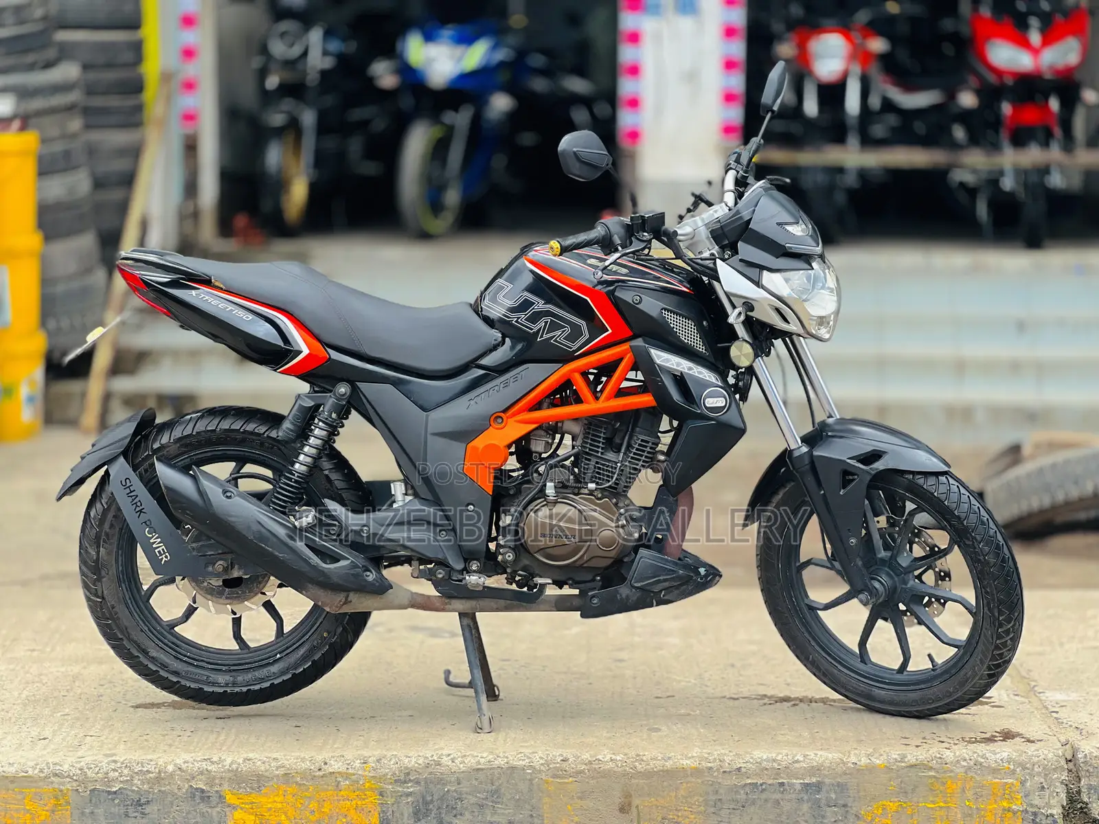 Runner XTREET 150 2021 Black