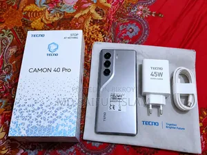 টেকনো ক্যামন ৪০ প্রো ৪জি ২৫৬ জিবি ব্ল্যাক