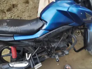 হোন্ডা লিভো ২০১৮ ব্লু