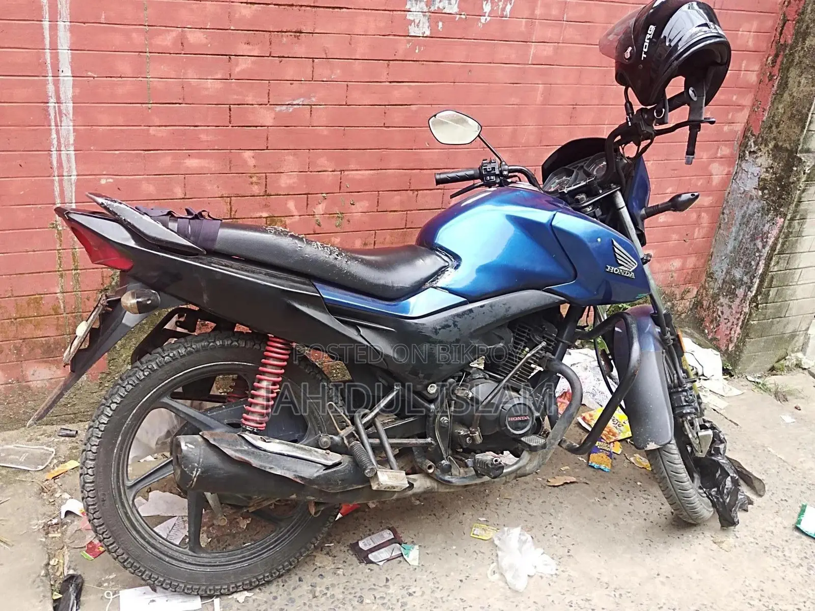হোন্ডা লিভো ২০১৮ ব্লু