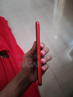 রিয়েলমি সি১২ ৩২ জিবি রেড