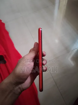 রিয়েলমি সি১২ ৩২ জিবি রেড