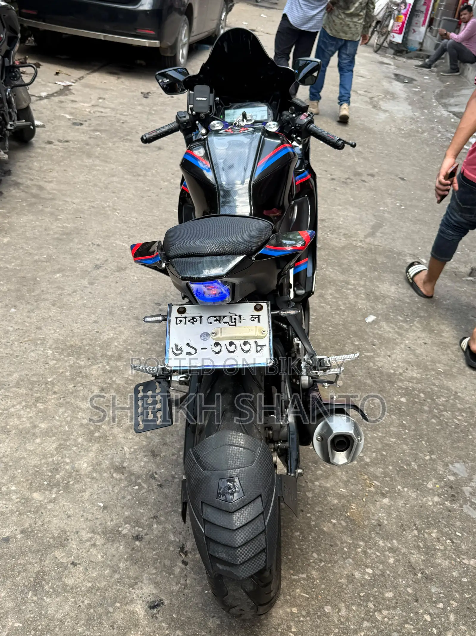 ইয়ামাহা আর১৫এম ২০২৩ কালো
