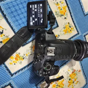 Canon EOS 700D DSLR Camera + 18-55mm Lens