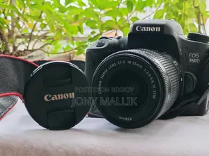 Canon EOS 760D