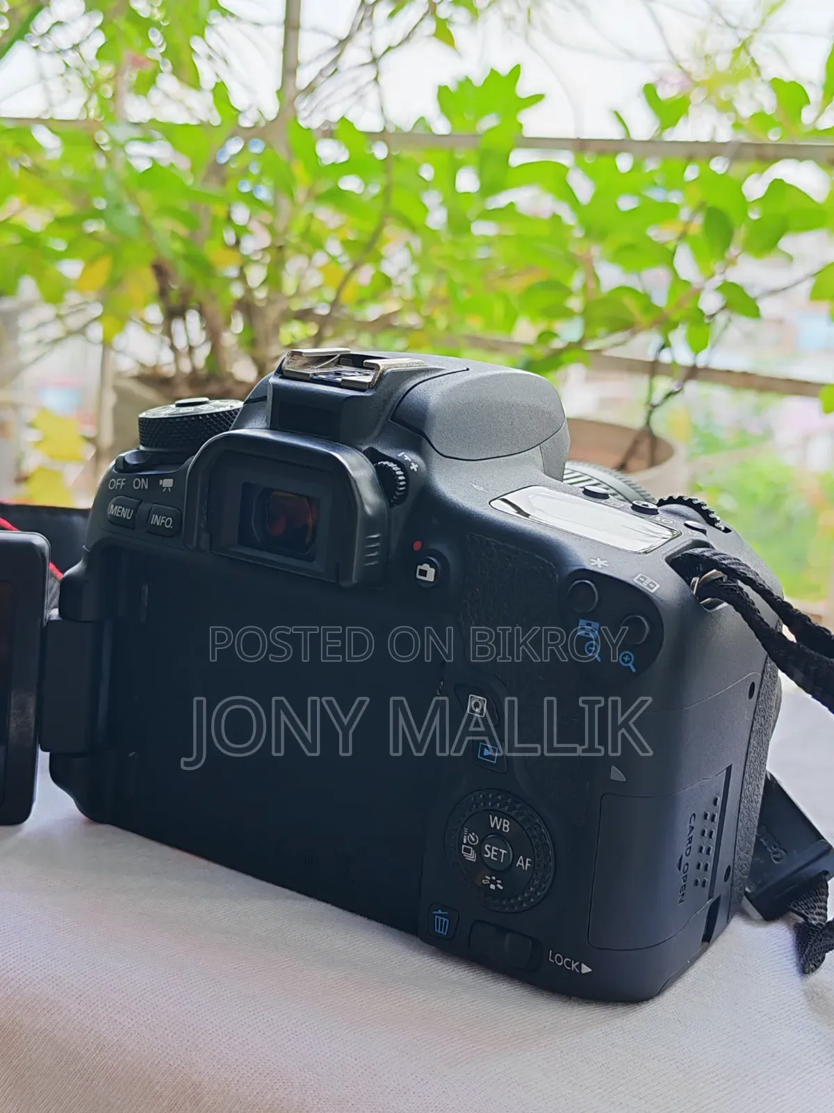 Canon EOS 760D