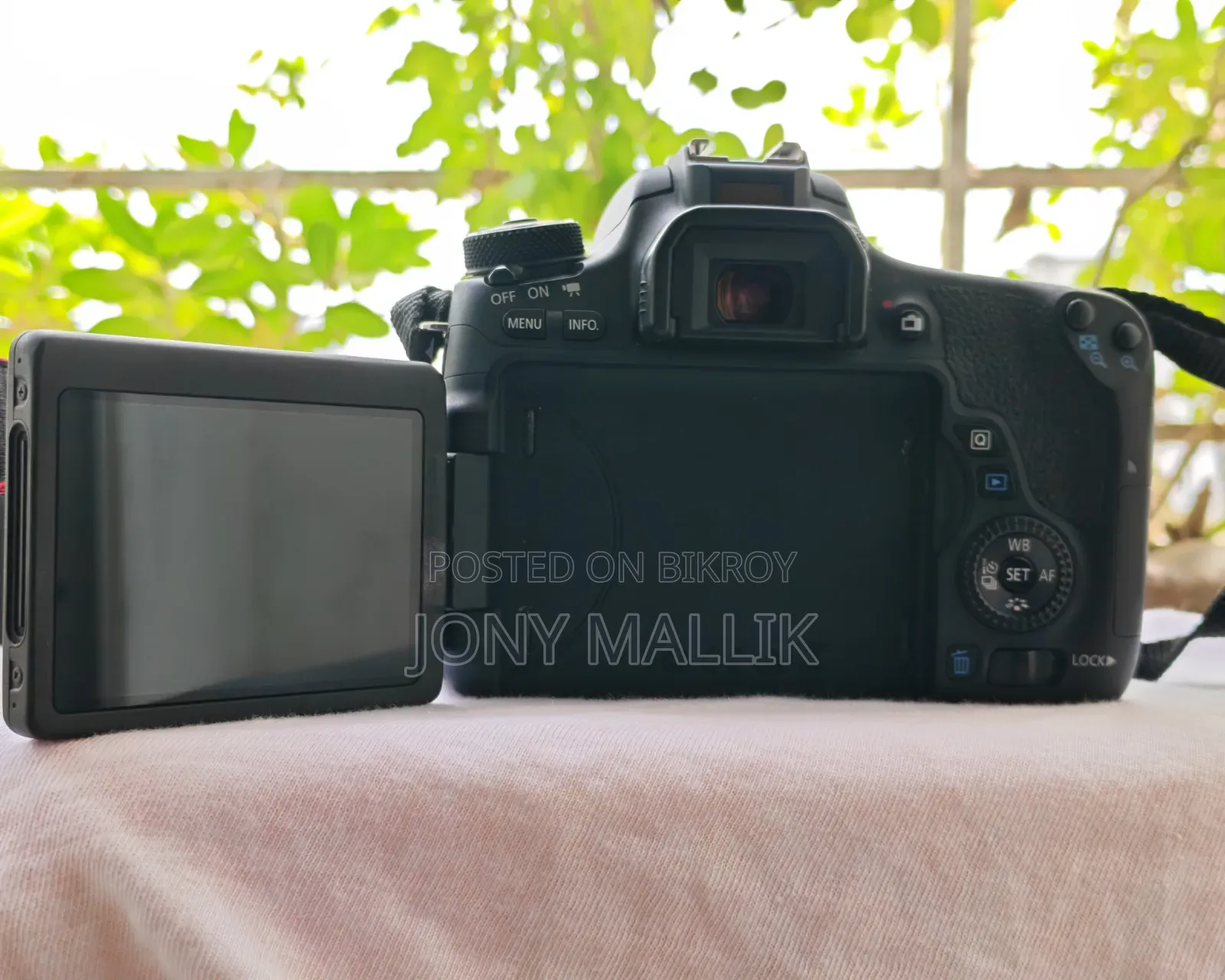 Canon EOS 760D