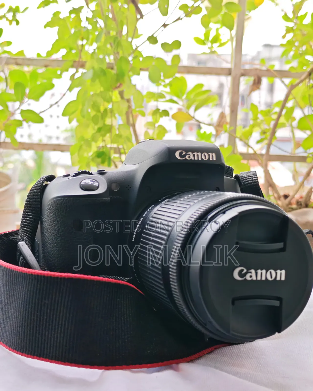 Canon EOS 760D