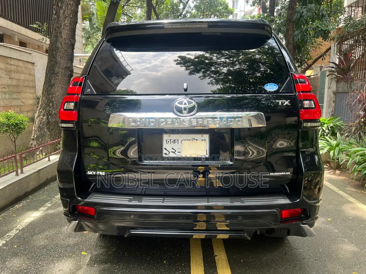 Toyota Land Cruiser Prado 2019 Black