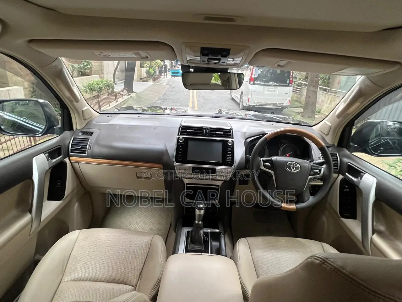 Toyota Land Cruiser Prado 2019 Black