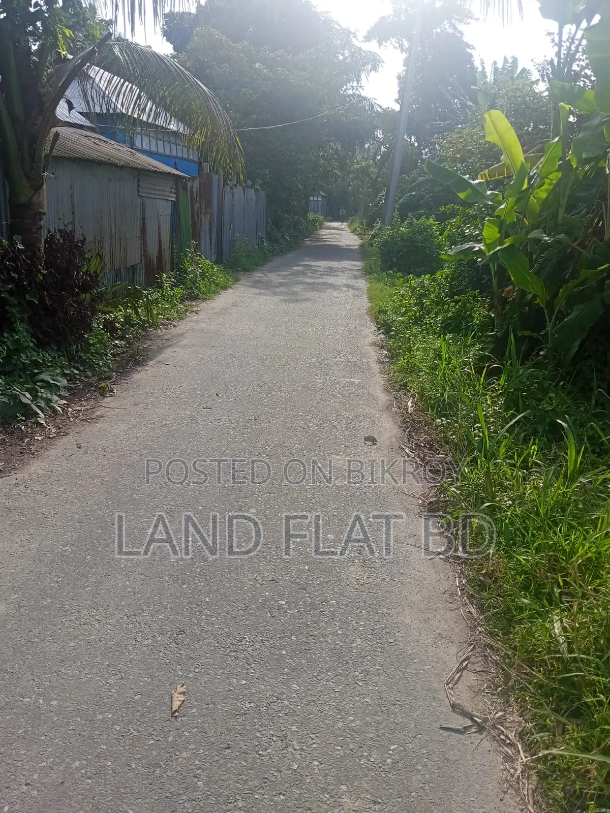 মেন রাস্তায় বাড়ি তৈরির উপযোগী ২০ শতাংশ রেডি প্লট বিক্রয়