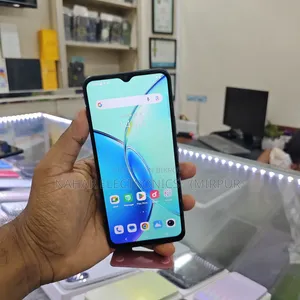 Vivo Y17s 128 GB Black
