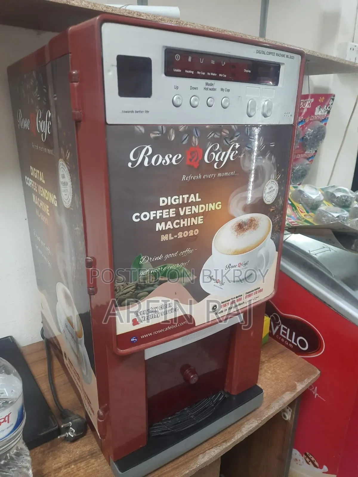 "Rose Cafe"