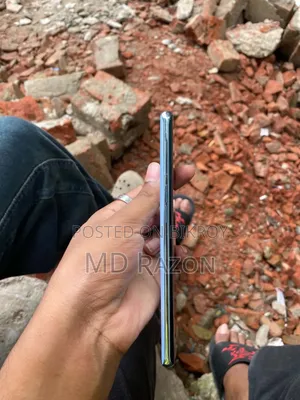 অপো রেনো ৬ প্রো ৫জি ২৫৬ জিবি নীল