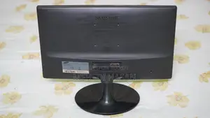 19 Inch Monitor