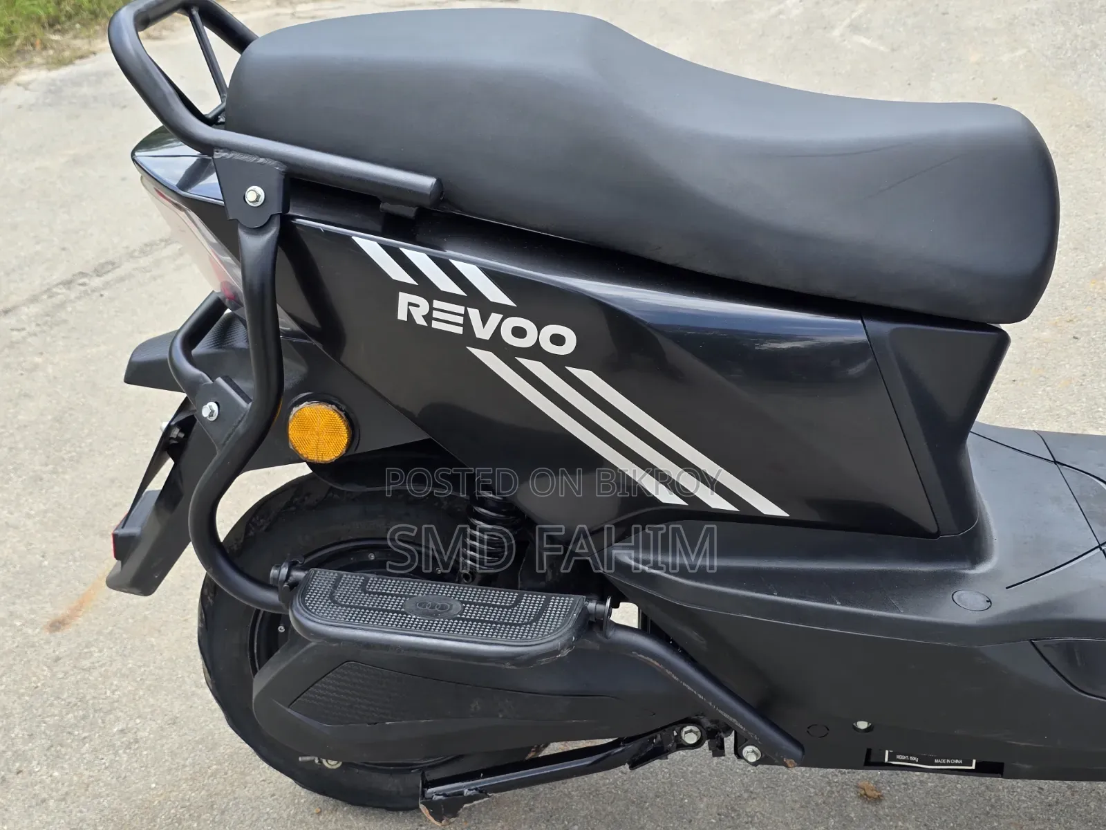 Revoo C32-Y 2025 Black