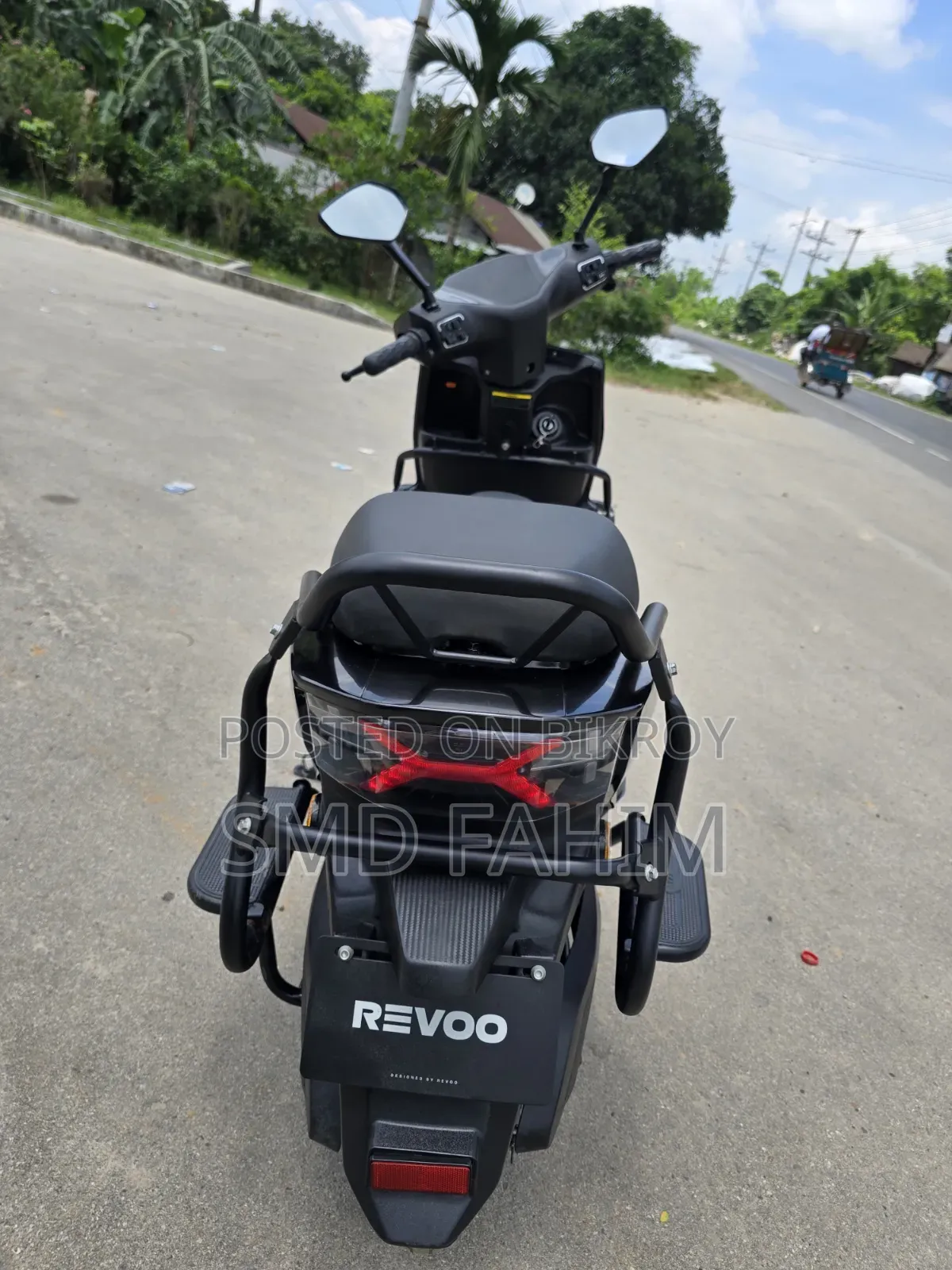 Revoo C32-Y 2025 Black