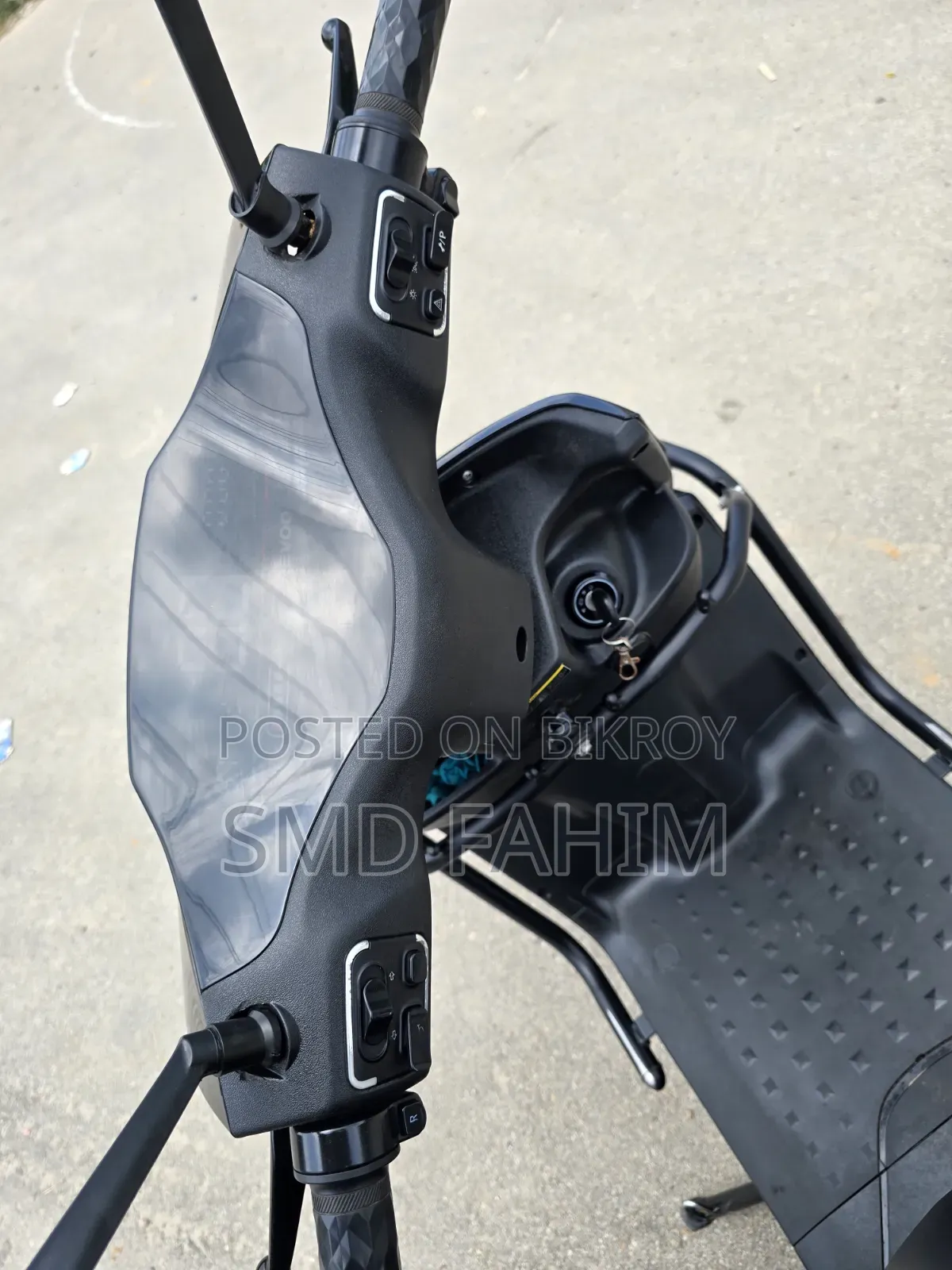 Revoo C32-Y 2025 Black
