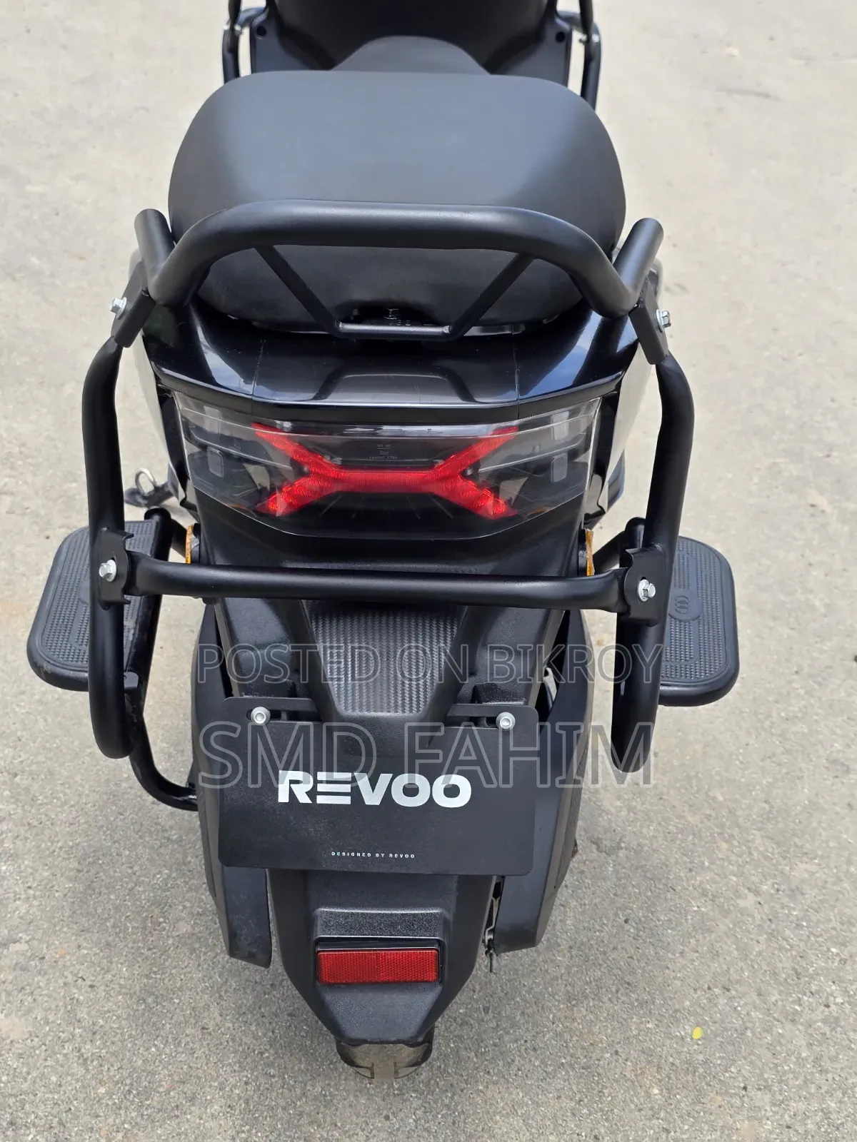 Revoo C32-Y 2025 Black