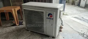 Gree 1.5 Ton Non Inverter AC