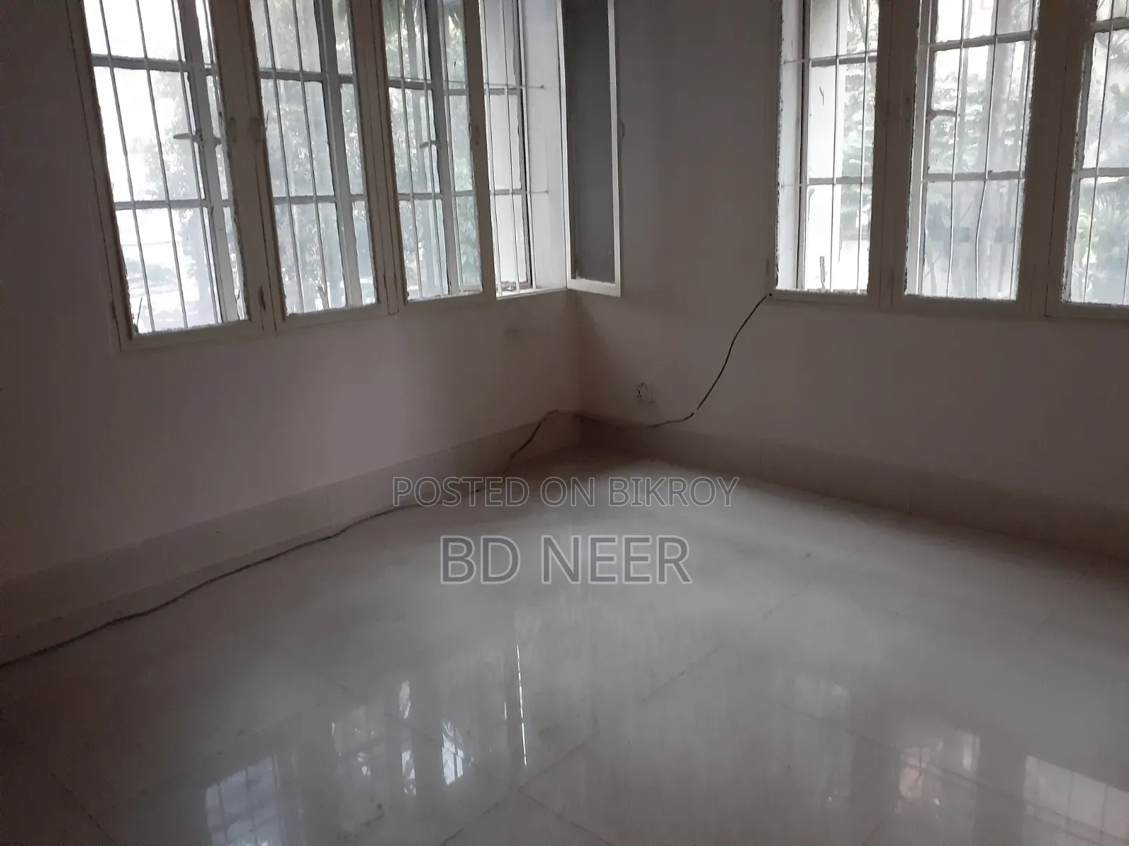 2500 SqFt Gulshan North Avenue Office Rent