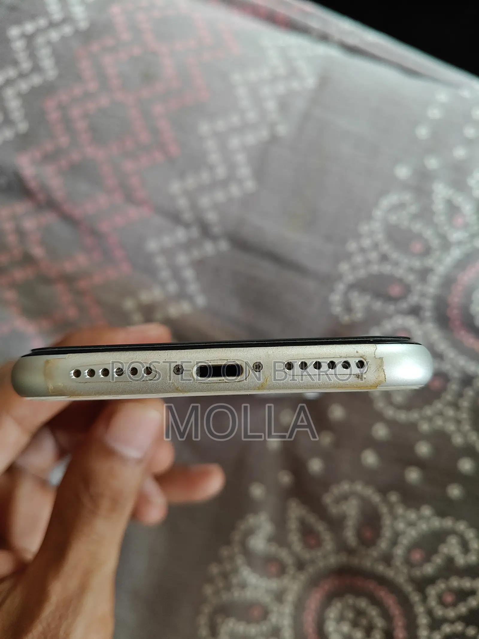 অ্যাপল আইফোন ১১ ১২৮ জিবি সাদা