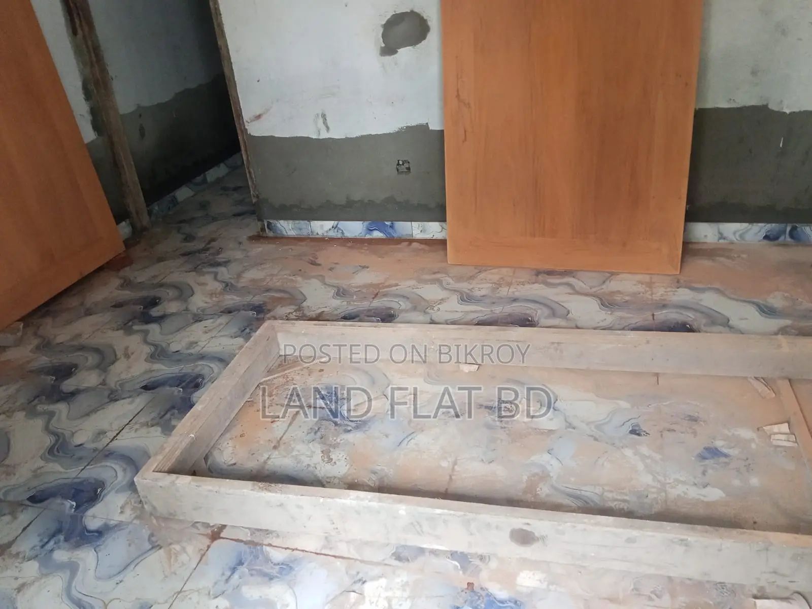 2 Bedroom Apartment in Royal, Mohammadpur for sale
