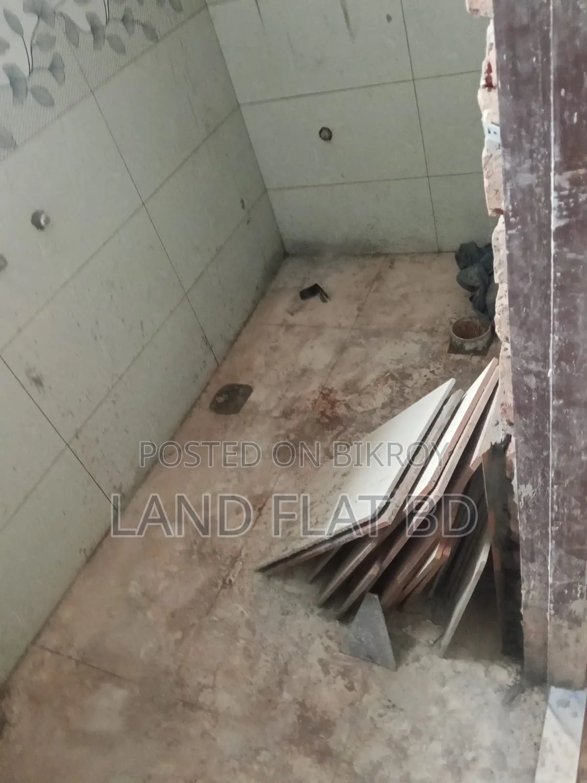 2 Bedroom Apartment in Royal, Mohammadpur for sale