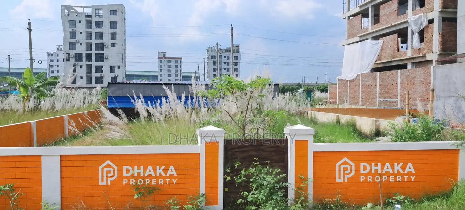 ৩০ ফুট রাস্তা ৩ কাঠা লেক ইস্ট সেক্টর-১৫/এ