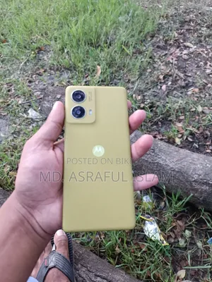 নতুন মটোরোলা মোটো জি৮৫ ১২৮ জিবি হলুদ