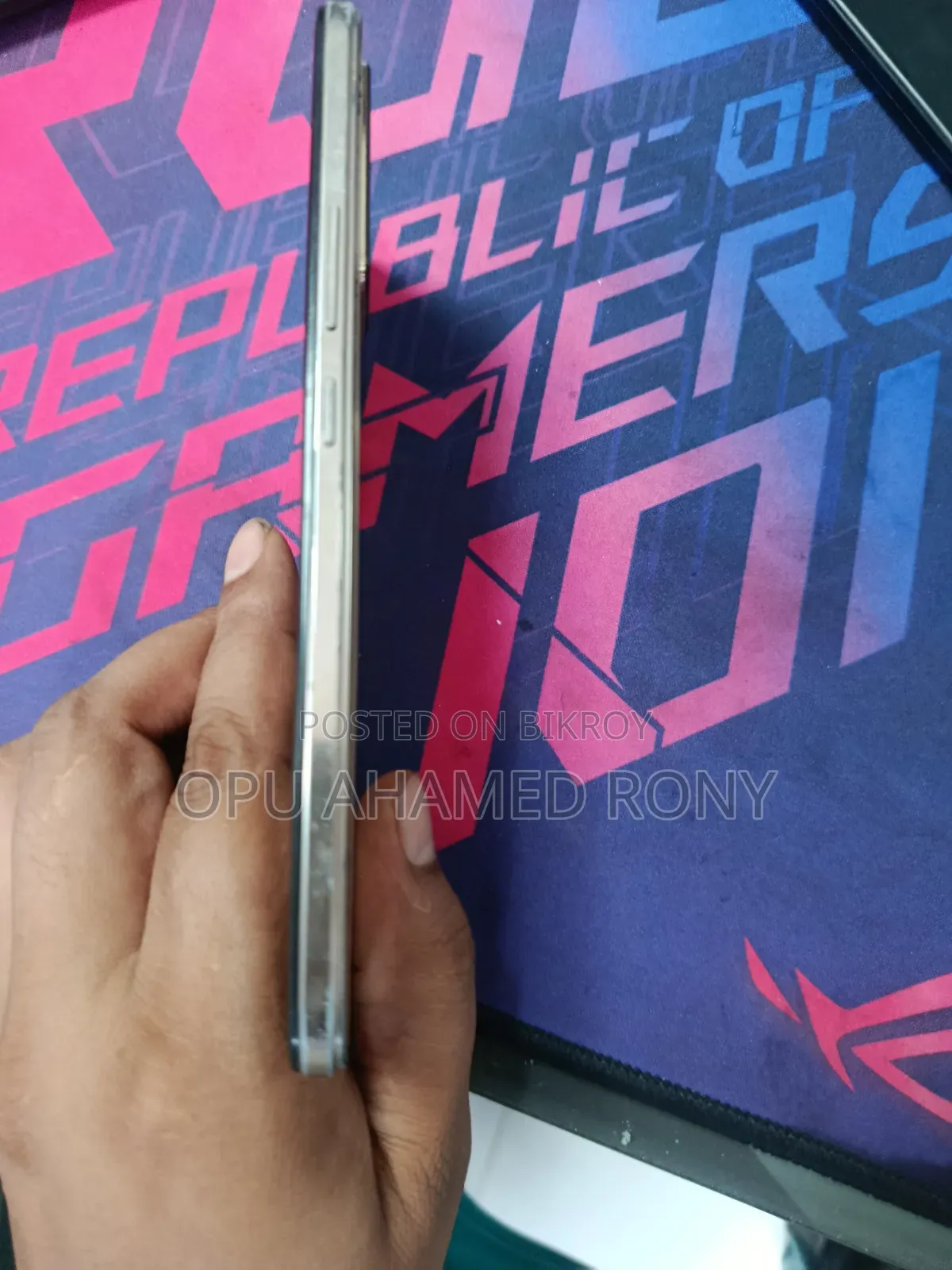 Vivo V23 128 GB
