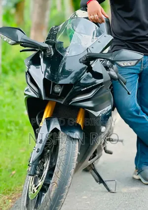 Yamaha R15M 2024 Black