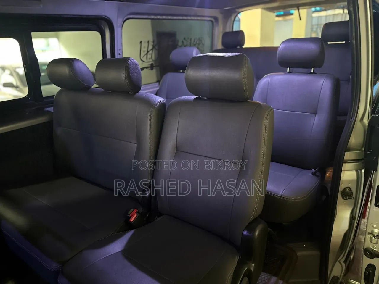 Toyota HiAce 2014 Silver