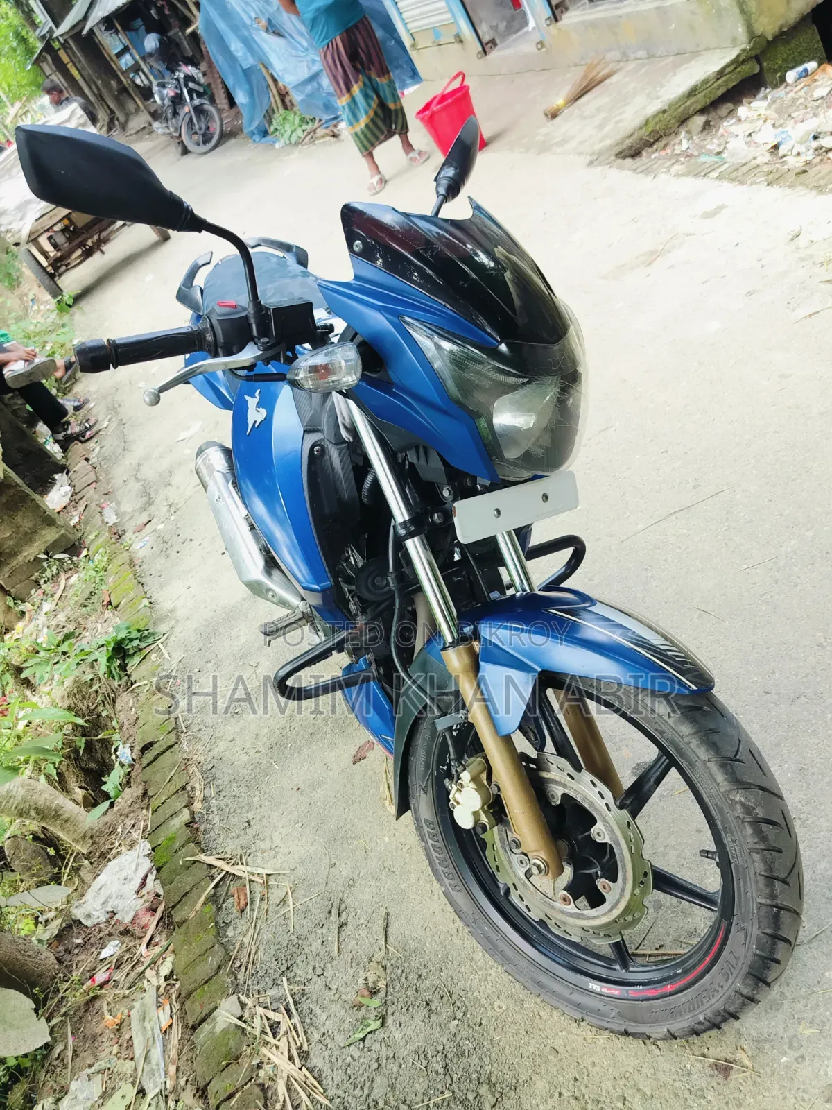 টিভিএস এপাচি আরটিআর ১৬০ নীল