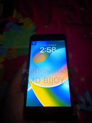Apple iPhone 8 Plus 64 GB Red